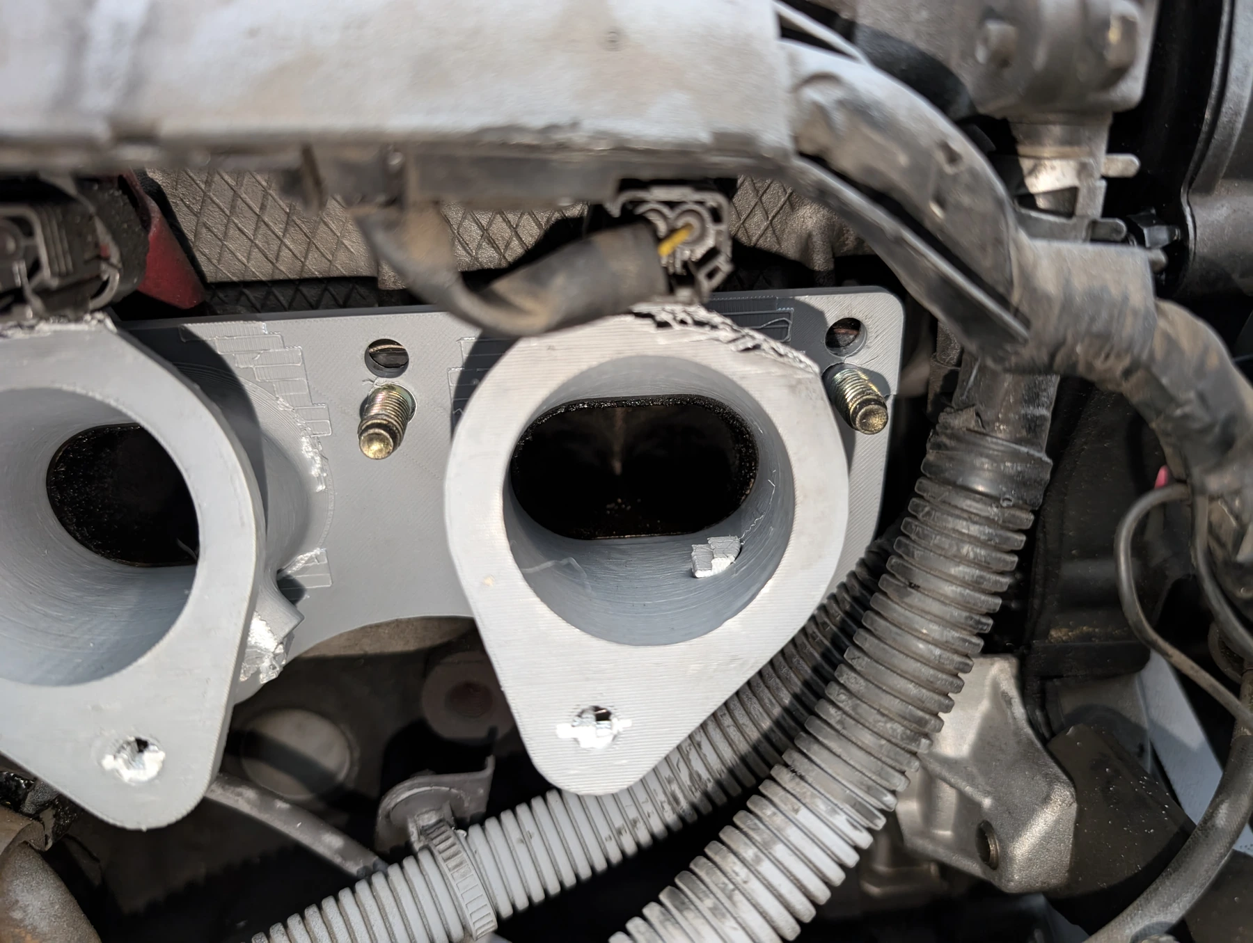 Intake development and test fitting in the PAPIK project engine bay