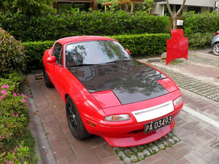 Mazda MX-5 NA Dry Carbon OEM-Style Bonnet - supplier product photograph