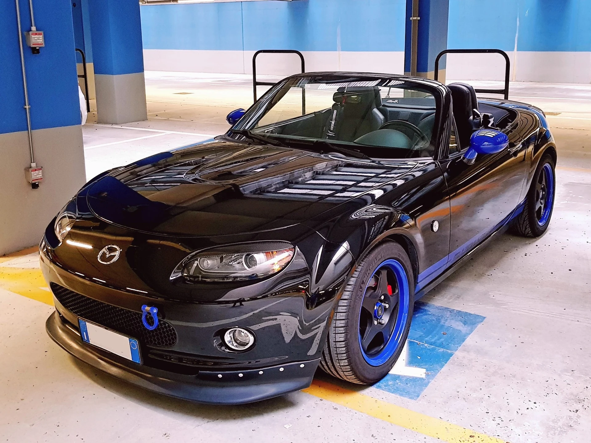 Mazda MX-5 NC1 Headlight Eyelids - 003